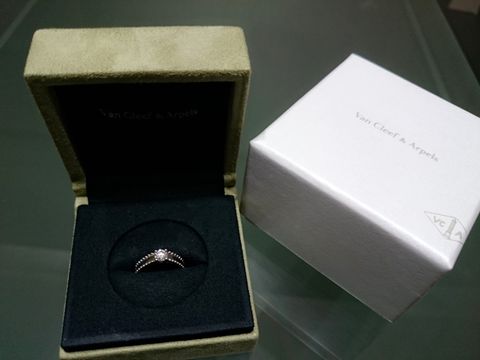 【ヴァン クリーフ＆アーペル(Van Cleef & Arpels)の口コミ】 一生に一度のことなので、憧れのブランドに決めました。他のブランドとは…