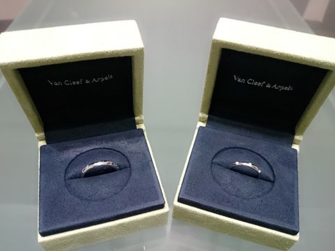 【ヴァン クリーフ＆アーペル(Van Cleef & Arpels)の口コミ】 一生に一度のことなので、憧れのブランドに決めました。毎日つけるものな…