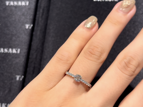 【TASAKI(タサキ)の口コミ】 デザイン、ダイヤの輝きが素敵でとても印象に残りました。シンプルなデザ…