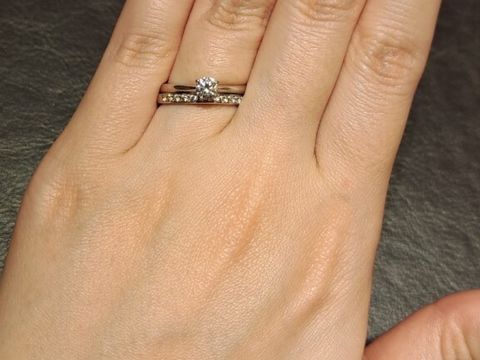 【TRECENTI(トレセンテ)の口コミ】 1粒ダイヤの婚約指輪とハーフエタニティの結婚指輪を探してトレセンテに来…