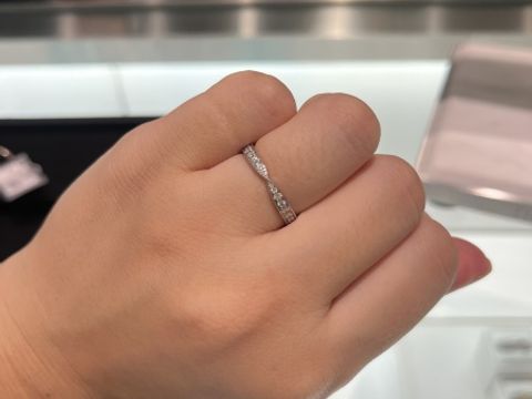 【ティファニー(Tiffany & Co.)の口コミ】 婚約指輪はなしで、毎日つけるものをハーフエタニティで、できればティフ…