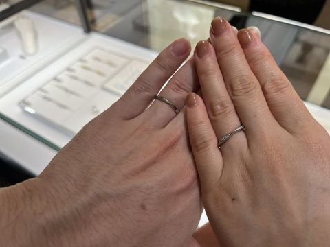 【シャネル(CHANEL)の口コミ】 ダイヤモンドが25個施されたエタニティリングもあるが、10個のハーフエタ…