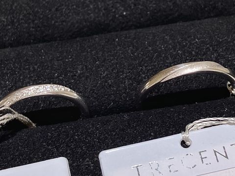 【TRECENTI(トレセンテ)の口コミ】 形状はウェーブで考えていましたが、担当の方に私の指に合ったものを提案…