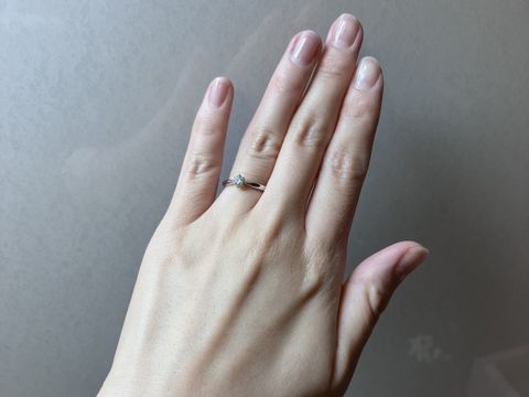 【銀座ダイヤモンドシライシの口コミ】 はじめは日常使いできるような控えめなデザインを考えていましたが、実際…