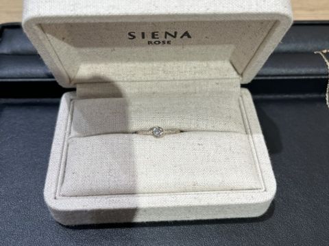 【SIENAROSE(シエナロゼ)の口コミ】 人と被りにくく、少しデザイン性のあるものを探していました。ダイヤモン…