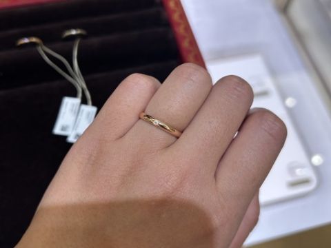 【カルティエ(Cartier)の口コミ】 元々カルティエの中では1895が一番気になっていました。シンプルでありな…