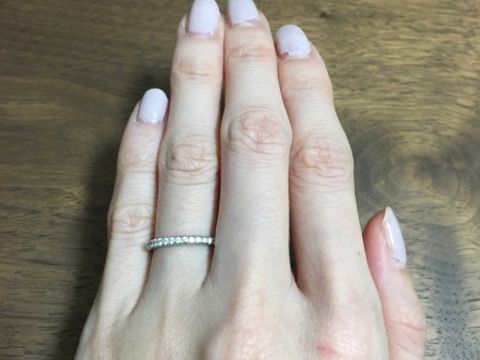 【ティファニー(Tiffany & Co.)の口コミ】 婚約指輪定番の一粒ダイヤのリングではなく、日常生活にもなじみやすいエ…