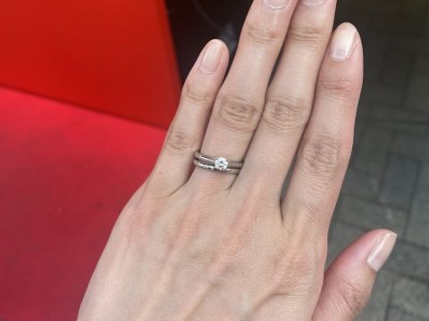 【カルティエ(Cartier)の口コミ】 飽きがこなさそうなシンプルなデザインだが、しっかり高級感がある。結婚…