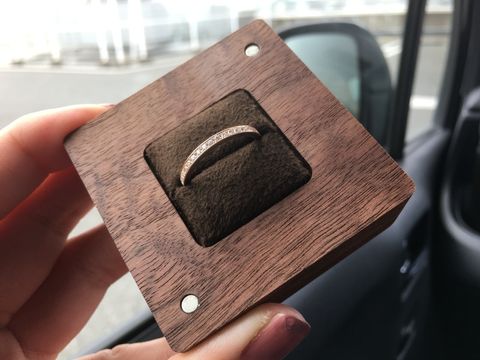 【サロン・ド・ルシェルの口コミ】 ガサツなため、一粒ダイヤのリングはひっかけそうで怖かったので、もとも…