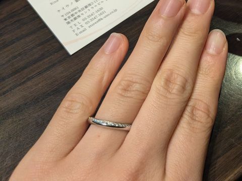 【ケイウノ ブライダル(K.UNO BRIDAL)の口コミ】 私はクレッセントに似せた形でフルオーダーをすることにしました。
指輪の…
