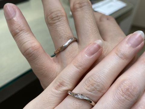 【アイプリモ(I-PRIMO)の口コミ】 スタッフの方に相談して出していただきました。アーチ状のダイヤセッティ…