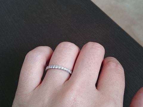 【STAR JEWELRY(スタージュエリー)の口コミ】 普段は仕事の関係で指輪をつけれないので、思い切ってフルエタニティにし…