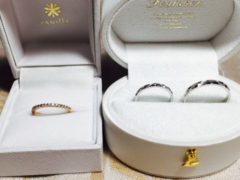 【Foulason(フレゾン)の口コミ】 一目惚れでした。
カット加工がとても美しくて細さも太すぎずつけ心地もよ…