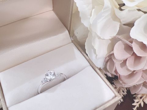 【BELETHE(ベルテ)の口コミ】 婚約指輪はとにかく存在感のある華やかなものをプレゼントしたく、予算内…