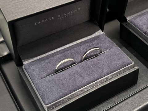 【ラザール ダイヤモンド(LAZARE DIAMOND)の口コミ】 つけていてテンションが上がる指輪を探していたので、ハーフエタニティを…