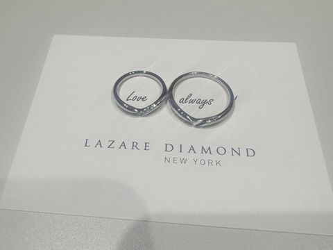 【ラザール ダイヤモンド(LAZARE DIAMOND)の口コミ】 女性用の指輪はデザインが豊富で選びやすかったけど男性用の指輪はなかな…