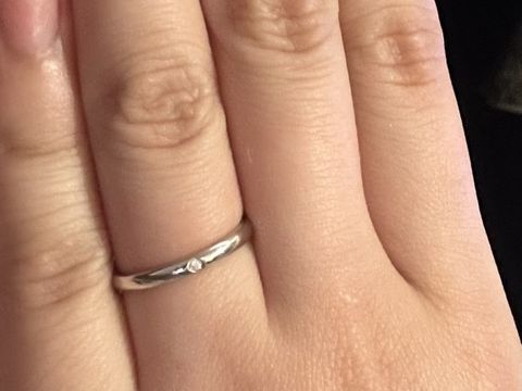 【BRILLIANCE+(ブリリアンスプラス)の口コミ】 私が想像していた結婚指輪なイメージと合致するものを選び試着させていた…