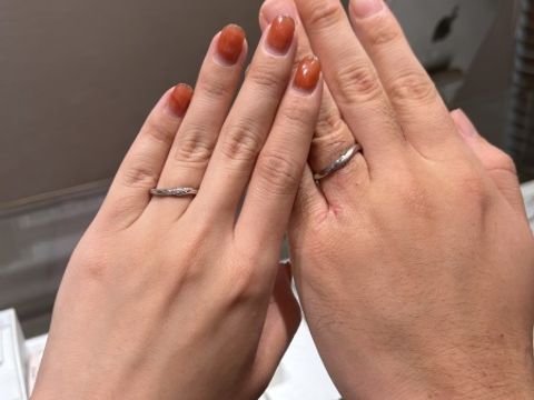 【アイプリモ(I-PRIMO)の口コミ】 私たちが決めた結婚指輪の基準は、重ね付けができて指が綺麗にみえたらい…
