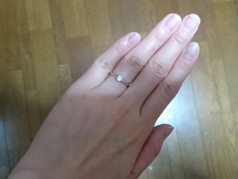【銀座ダイヤモンドシライシの口コミ】 メレダイヤのリングばかり見ていましたが、この先３０年以上着けることに…