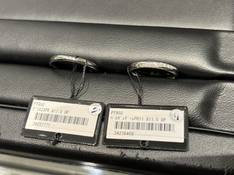 【ラザール ダイヤモンド(LAZARE DIAMOND)の口コミ】 ダイヤモンドのグラデーションが綺麗な指輪で、どの角度から見ても、キラ…