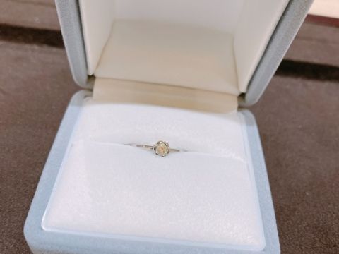 【SUEHIRO(スエヒロ)の口コミ】 花のデザインで探していました。
せっかく買ってもらうものなので、普段か…