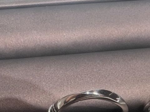 【アイプリモ(I-PRIMO)の口コミ】 派手なデザインや太いシルエットが苦手な僕は、細身な指輪を探していまし…