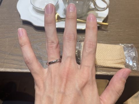 【snow(スノウ)の口コミ】 1店舗目の見学ということもあり、かねてより心に描いていた、仕事でも着け…