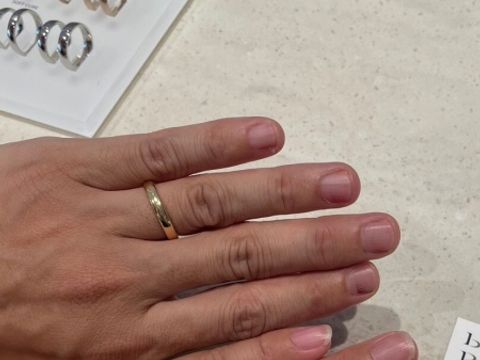 【NIESSING(ニーシング)の口コミ】 鍛造でドイツの指輪ということで、製法と地金の魅力がつまった、大変着け…