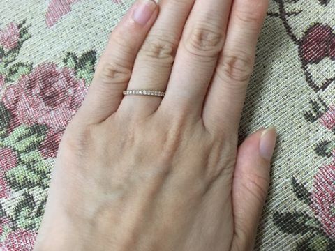 【ジュエリーツツミ(JEWELRY TSUTSUMI)の口コミ】 ゴールドで全体的にダイヤがあしらわれてるデザインを探していました。ダ…