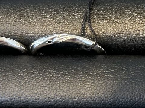 【エクセルコダイヤモンド(EXELCO DIAMOND)の口コミ】 こちらのリングは、とてもキレイなウェーブのラインが気に入りました。メ…