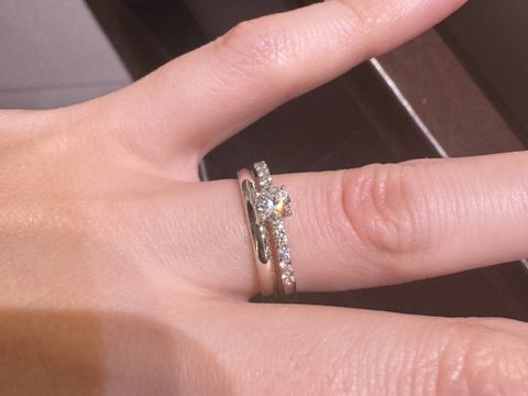 【TASAKI(タサキ)の口コミ】 指が華奢ではないので、華奢すぎない指輪を探していました。こちらはリン…