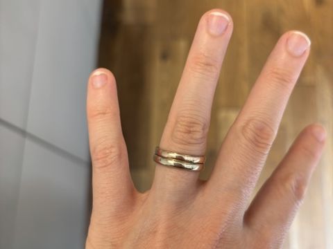 【mina.jewelry(ミナジュエリー)の口コミ】 インスタグラムで見て、自分の好みそうな色やデザインのものがたくさんあ…