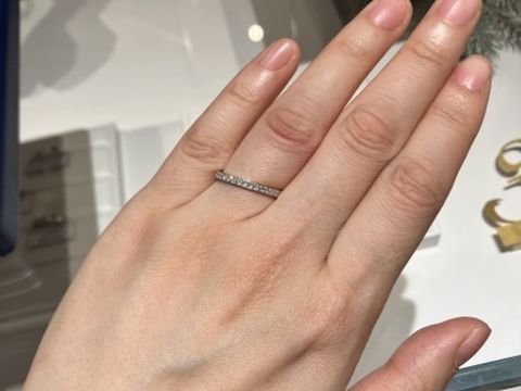 【銀座ダイヤモンドシライシの口コミ】 ハーフエタニティで検討しており、試着しました。ダイヤは綺麗だと思いま…