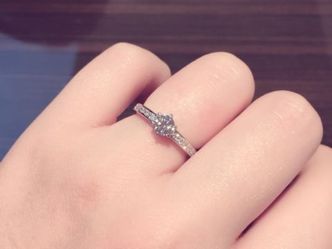 【JEWELRY  KAMATA(ジュエリーかまた)の口コミ】 何と言ってもお値段がリーズナブルなかまたさんのジュエリー！
同じデザイ…