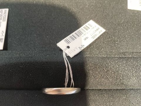 【ヴァンドーム青山(VENDOME AOYAMA)の口コミ】 石のついていないデザインを探していて、ホームページで見て良さそうだと…