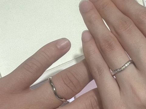 【ティファニー(Tiffany & Co.)の口コミ】 婚約指輪と重ねづけすると一つの指輪のデザインぽくなるのがかわいくて、…