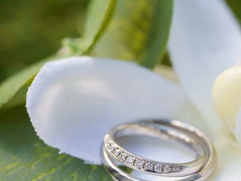 【ROYAL ASSCHER(ロイヤル・アッシャー)の口コミ】 着け心地がとても良い事、デザインがシンプルかつ上品であることです。婚…