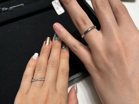 【ティファニー(Tiffany & Co.)の口コミ】 妻希望の指輪に合わせてコーディネートしてもらいました。普段使いしやす…