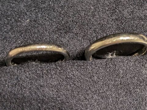 【銀座ダイヤモンドシライシの口コミ】 王道シンプルなストレートデザインを試着しました。ハードプラチナが使用…