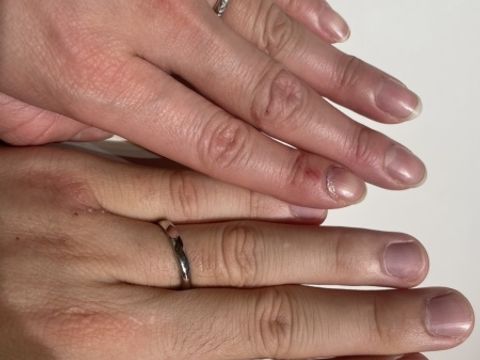 【ラザール ダイヤモンド(LAZARE DIAMOND)の口コミ】 最初は指が綺麗に見えるため、ウェーブのデザインを選ぼうと思っていまし…