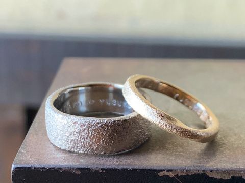 【ichi(イチ)の口コミ】 大切な結婚指輪をゼロからふたりで作り上げられる点は、ここならではのポ…