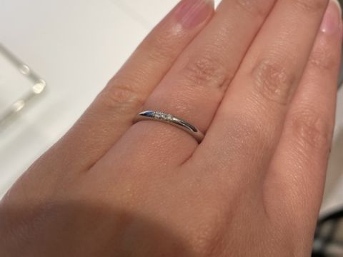 【ティファニー(Tiffany & Co.)の口コミ】 ダイヤの輝きが適度にあることと、年齢を重ねてもつけられるデザインです…