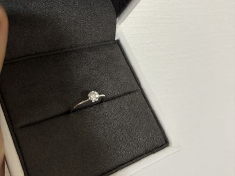 【Foulason(フレゾン)の口コミ】 シンプルなお花の形、そしてマリーゴールドの花言葉、あなたはわたしの太…