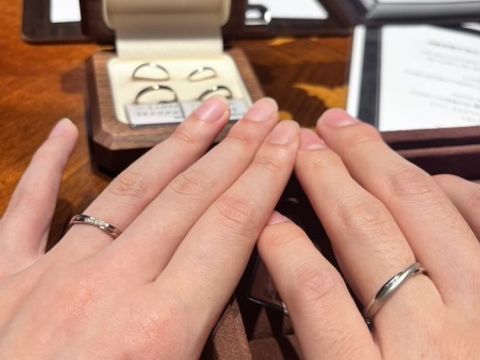 【TANZO.(鍛造指輪)の口コミ】 何店か他のブランドさんも見ていく中で私たちの中でこのような指輪にした…