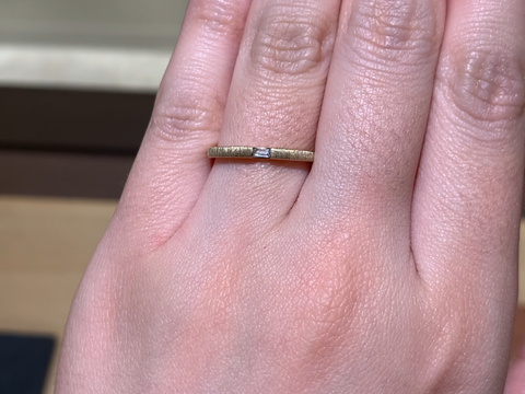 【TOMOE(トモエ)の口コミ】 個性的なのに上品なところが素敵だと思いました。これは、ダイヤが珍しい…