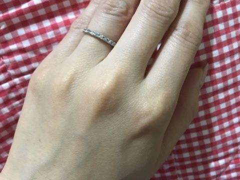 【4℃ BRIDAL(ヨンドシーブライダル)の口コミ】 昔からディズニープリンセスが大好きで特にシンデレラに憧れていて、
こち…