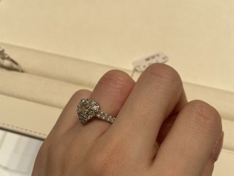 【グラフ(GRAFF)の口コミ】 ハート型のダイヤでファッションリングとして活躍できそうなところ、1粒ダ…