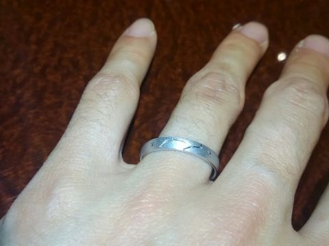 【JEWELRY  KAMATA(ジュエリーかまた)の口コミ】 結婚指輪を購入するのに、私と妻の星座を入れるのに参考に試着しました。
…