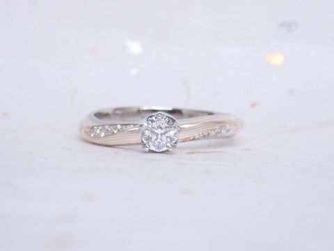 【杢目金屋(もくめがねや)の口コミ】 フルオーダーのお店を見たくて足を運んでみました。ダイヤモンドのカット…