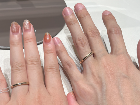 【アイプリモ(I-PRIMO)の口コミ】 ストレートデザインかつ一粒ダイヤで、ゴールドでつや消し加工があるもの…